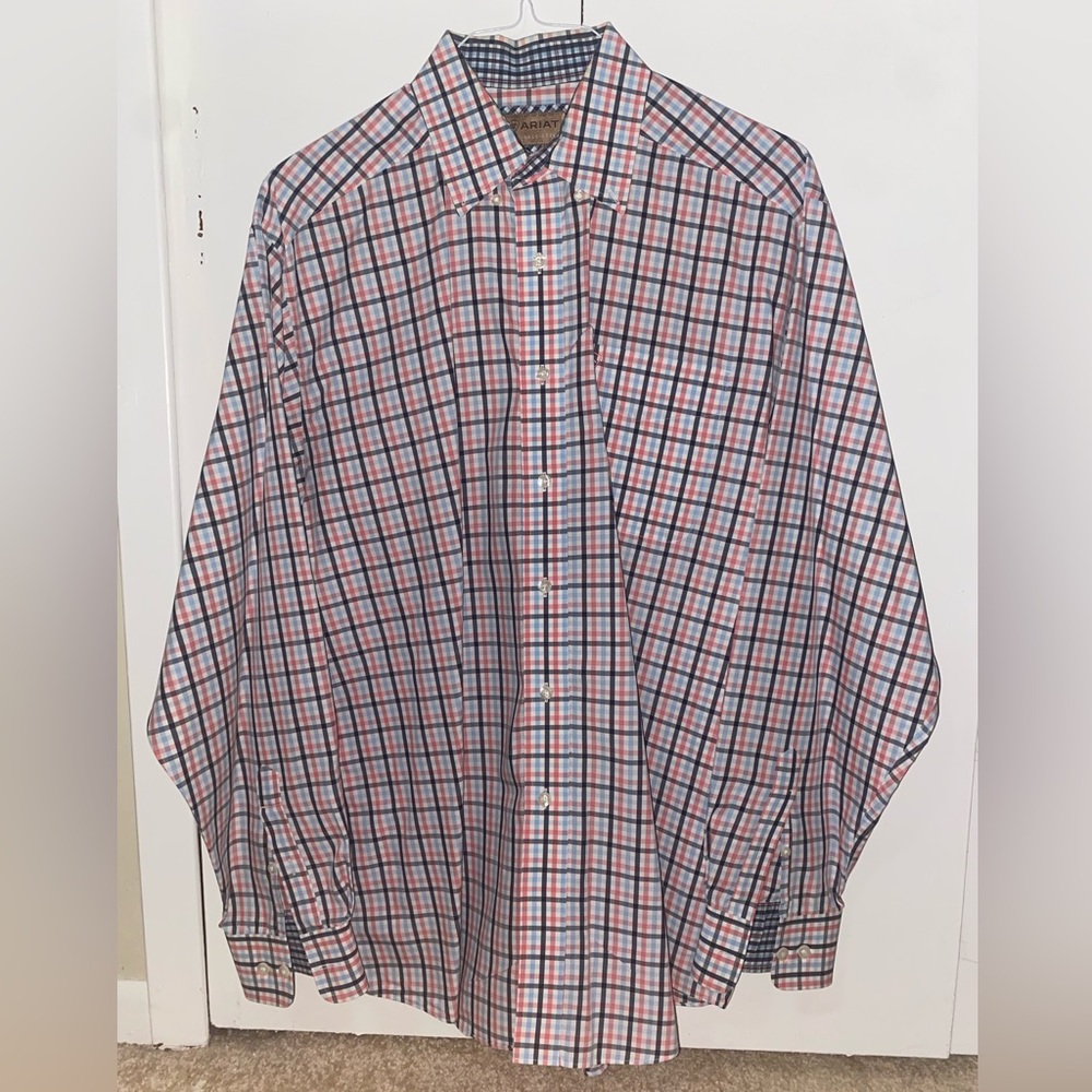 Ariat Men’s Long sleeve button up, Peach, Navy, Baby Blue strips, Large